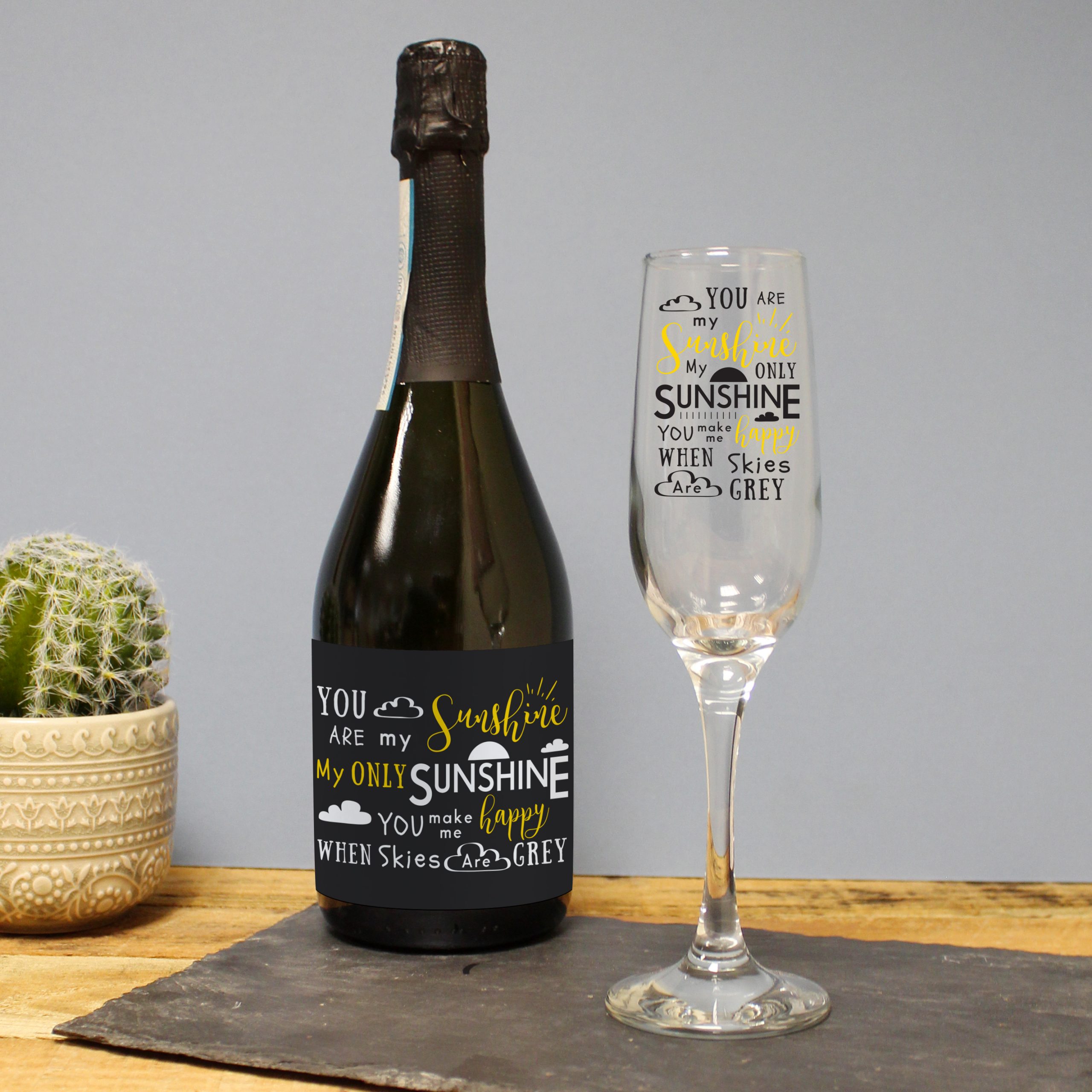 4004311-You-Are-My-Sunshine-Prosecco-Gift-Set-3.jpg