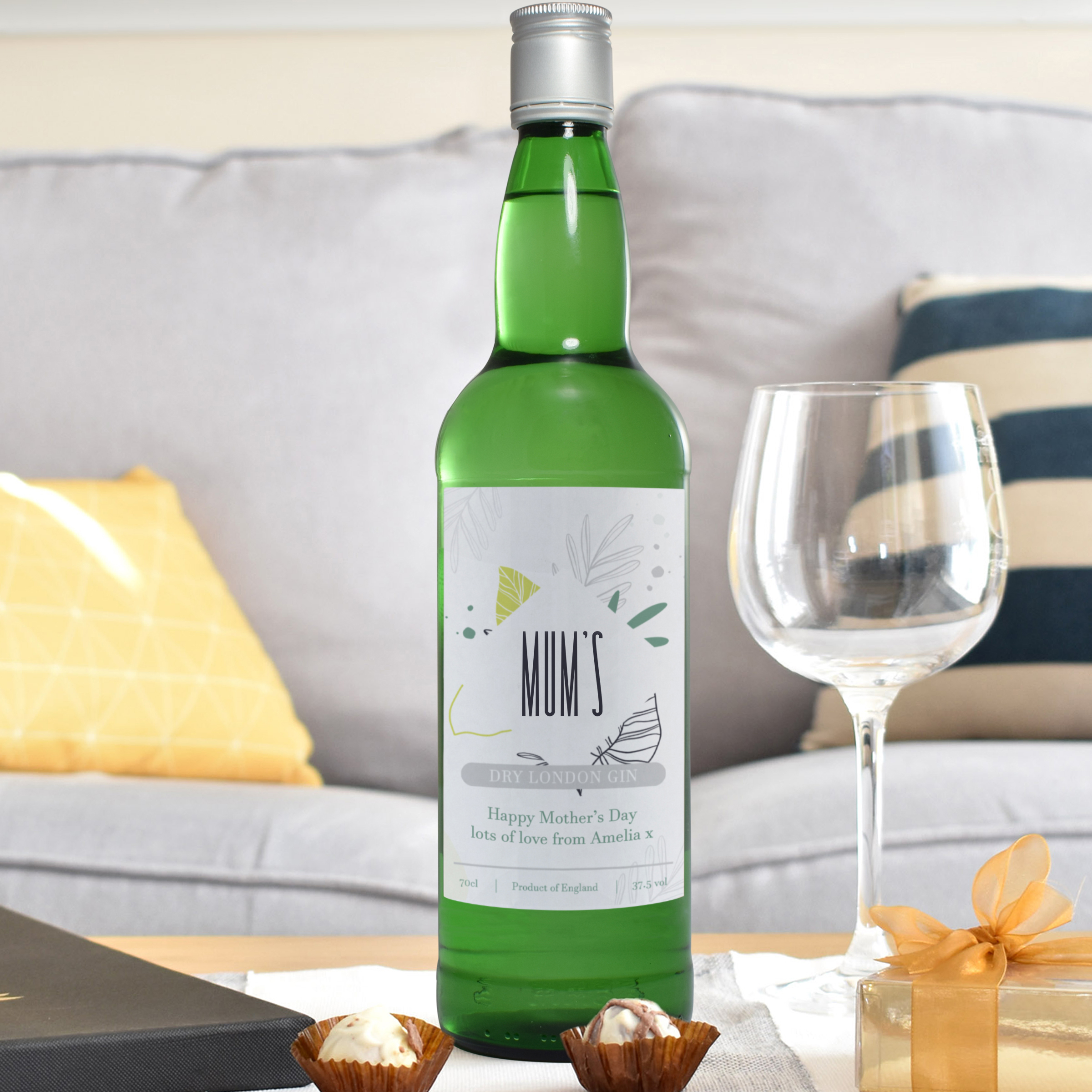 4004619-Personalised-Botanical-Gin-3.jpg