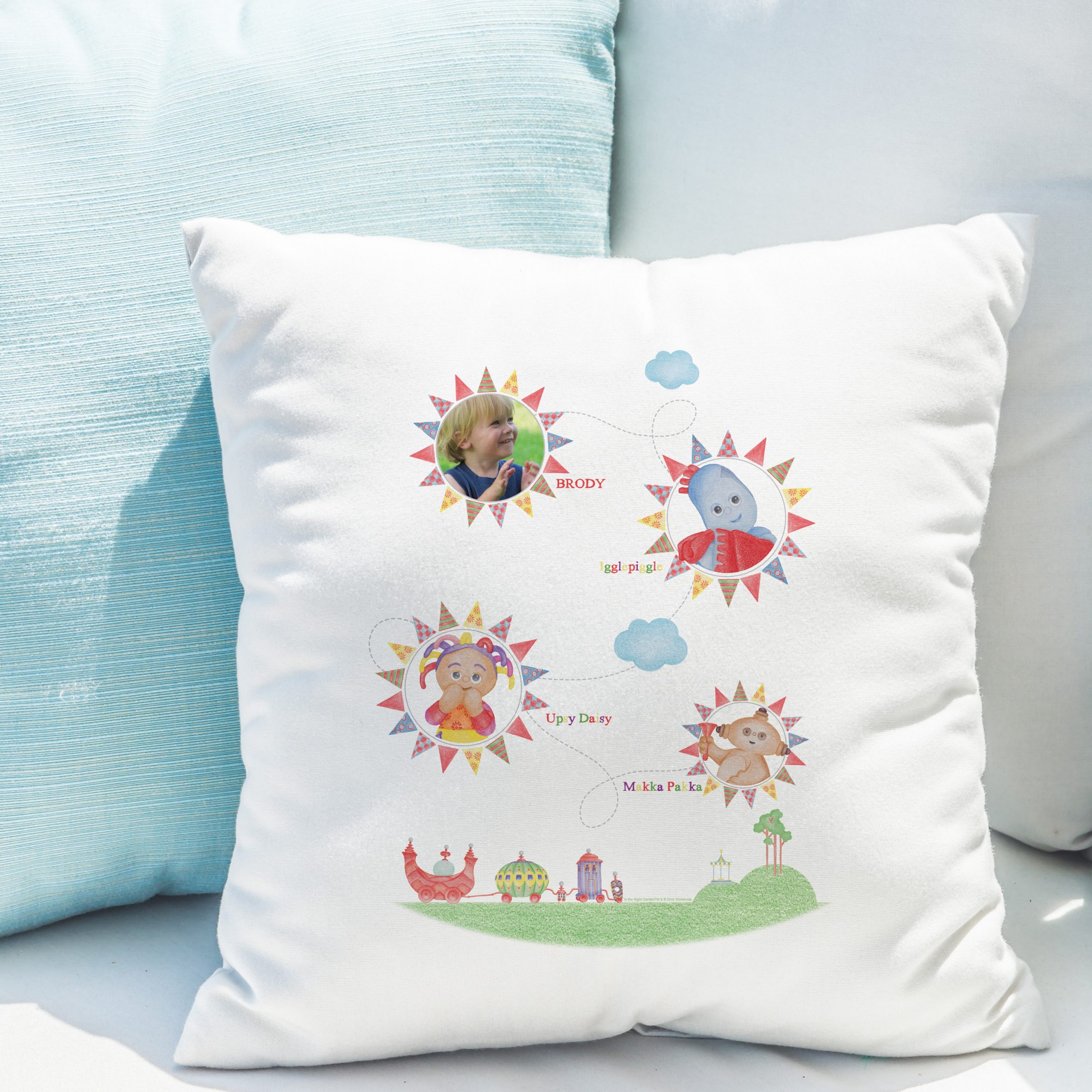 INTG071-ITNG-Colouring-Book-Photo-Cushion-3.jpg