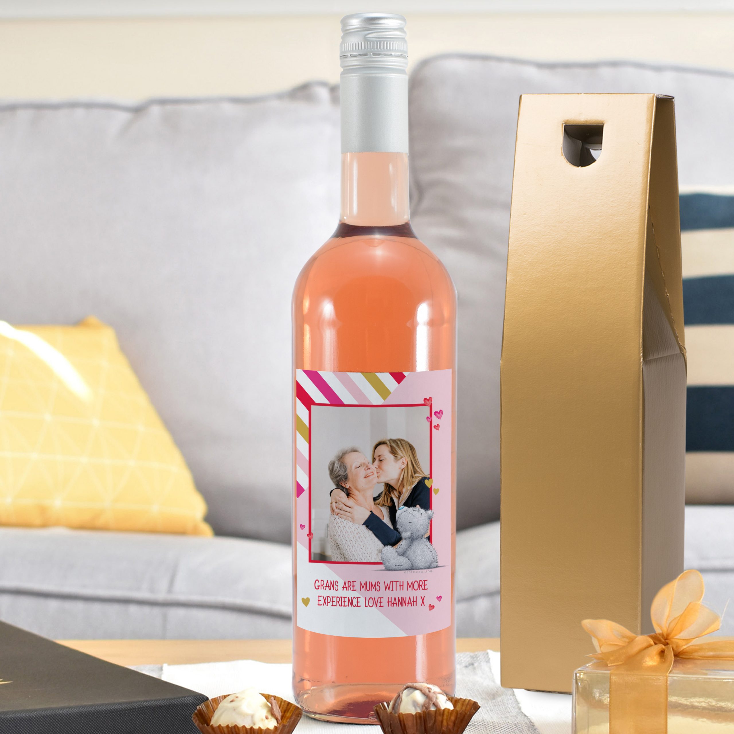 M2U046-Me-To-You-Striped-Photo-Upload-Rosé-Wine-5.jpg