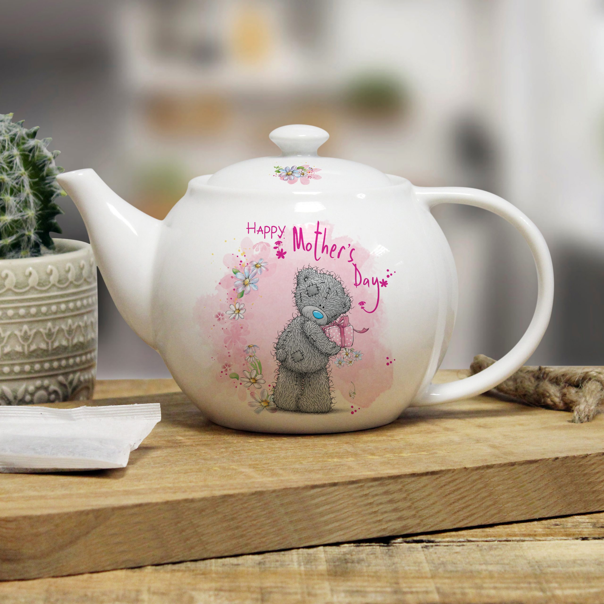 M2U059-Me-To-You-Mothers-Day-Teapot-3.jpg