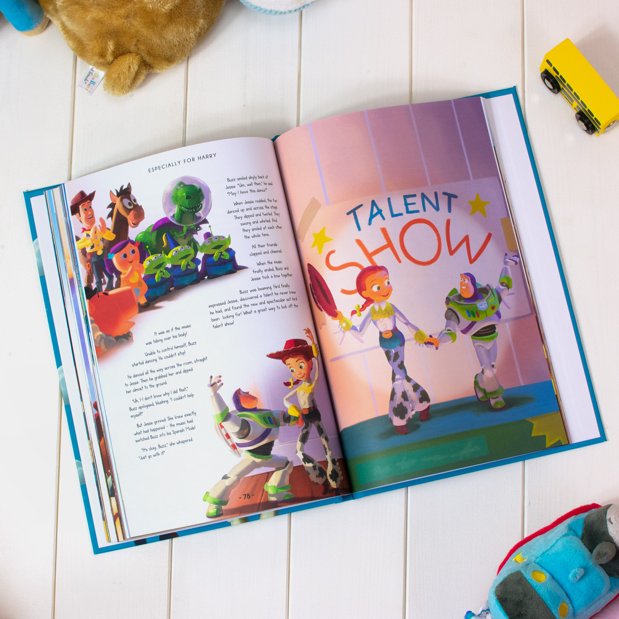 Toy-Story_Collection_Standard_spread_3.jpg